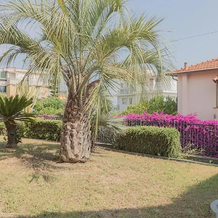 Sea Garden Tre Ponti Prestige 4 Beds Private Parking *