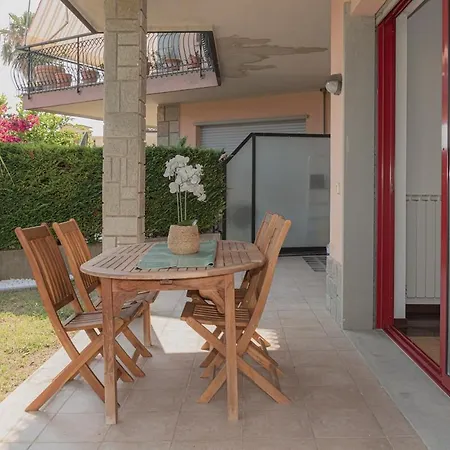 Sea Garden Tre Ponti Prestige 4 Beds Private Parking Casa vacanze Sanremo
